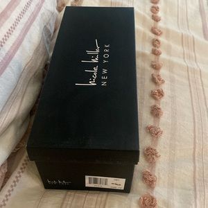 Nicole Miller white sandals